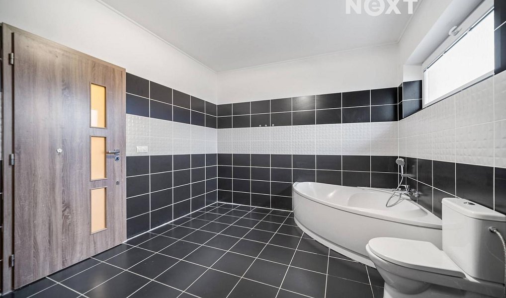 Prodej domu 199 m² s pozemkem 1 061 m², Chrtníky – náhled fotky 25