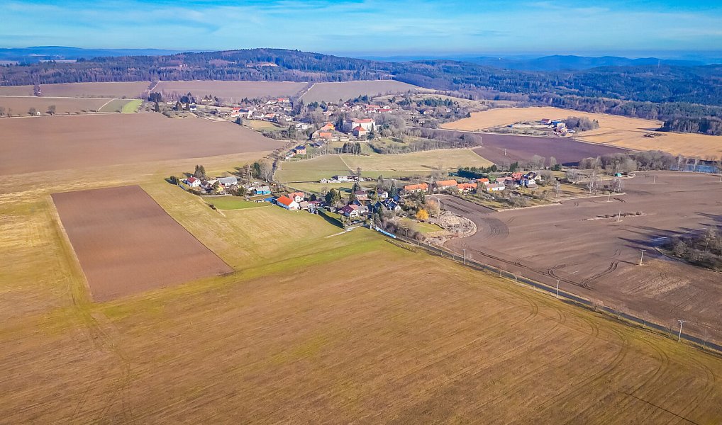 Prodej stavebního pozemku 1 000 m², Bukovany – náhled fotky 3