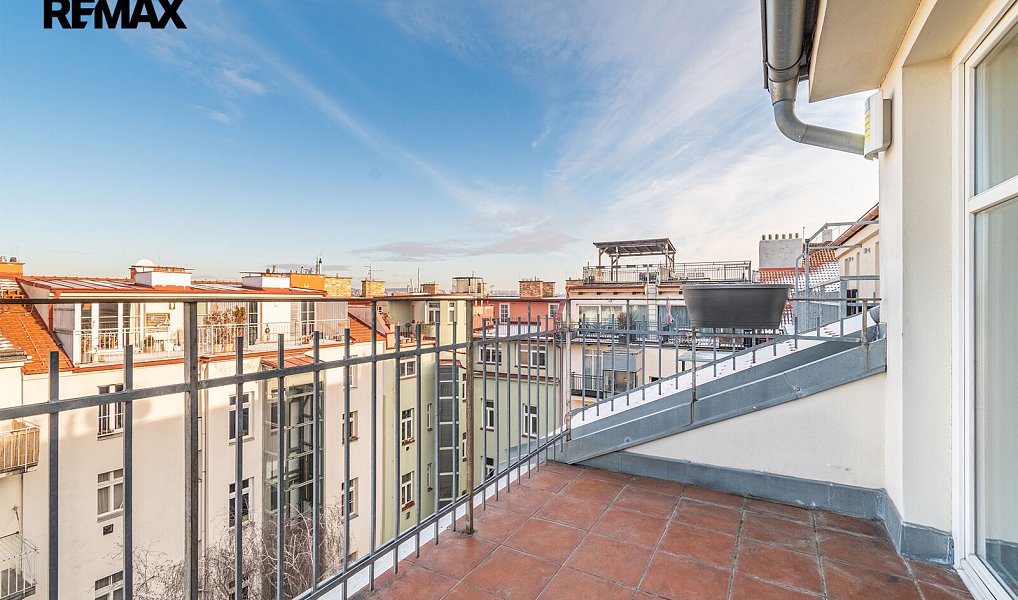 Prodej bytu 3+kk 107 m², Praha – náhled fotky 37