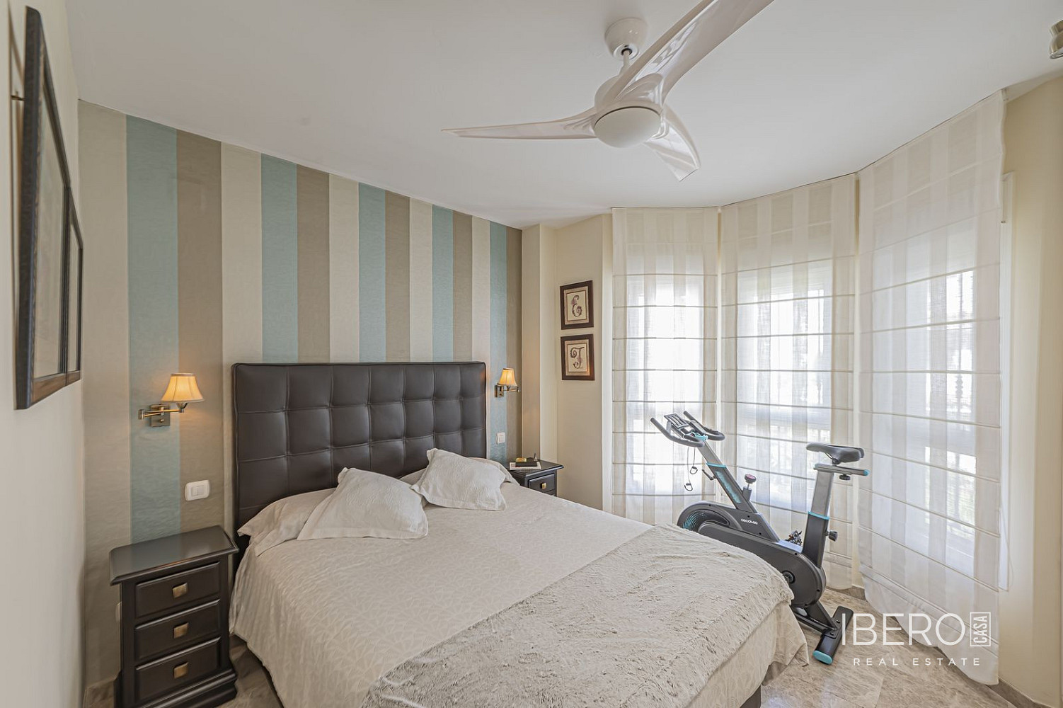 4+kk Apartment in Marbella, Nueva Andalucía - Vista 4