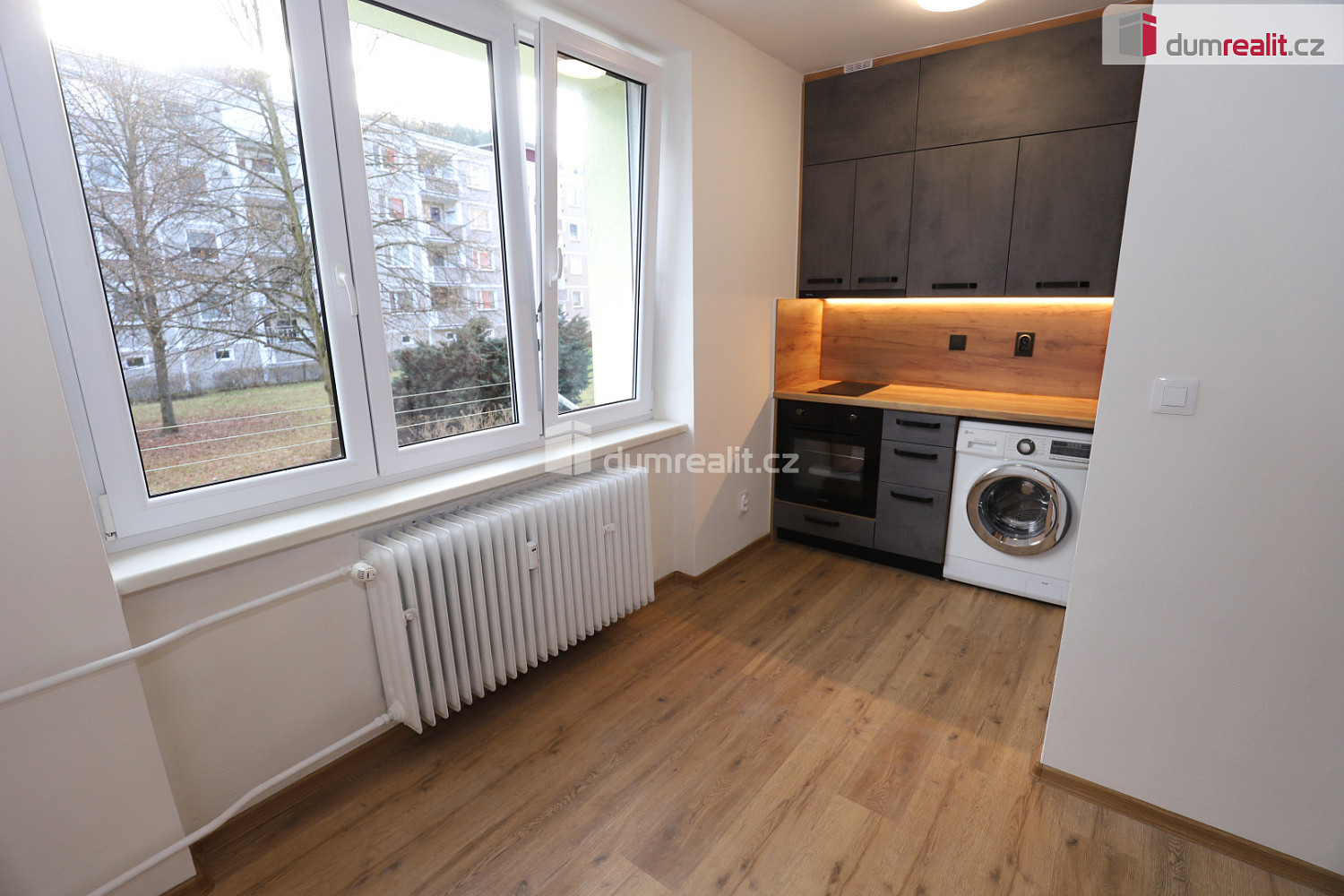 Pronájem bytu 1+kk 23 m² — photo 2
