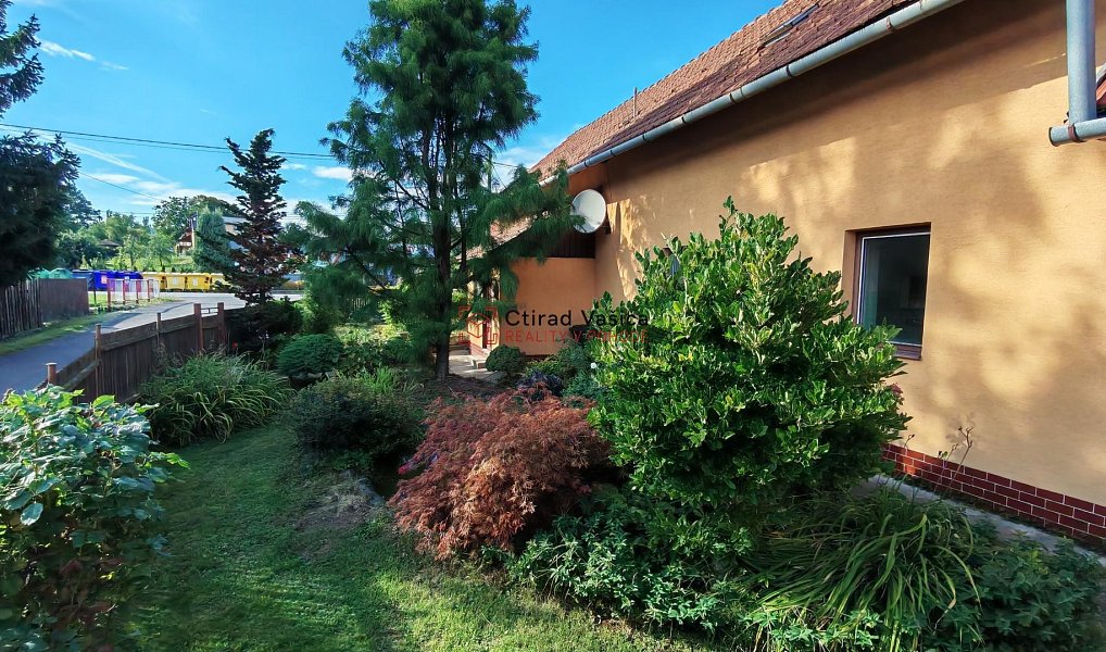 Prodej domu 200 m² s pozemkem 1 750 m², Vražné – náhled fotky 4