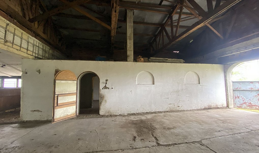 Prodej zemědělského objektu 1 050 m², Žlebské Chvalovice – náhled fotky 9