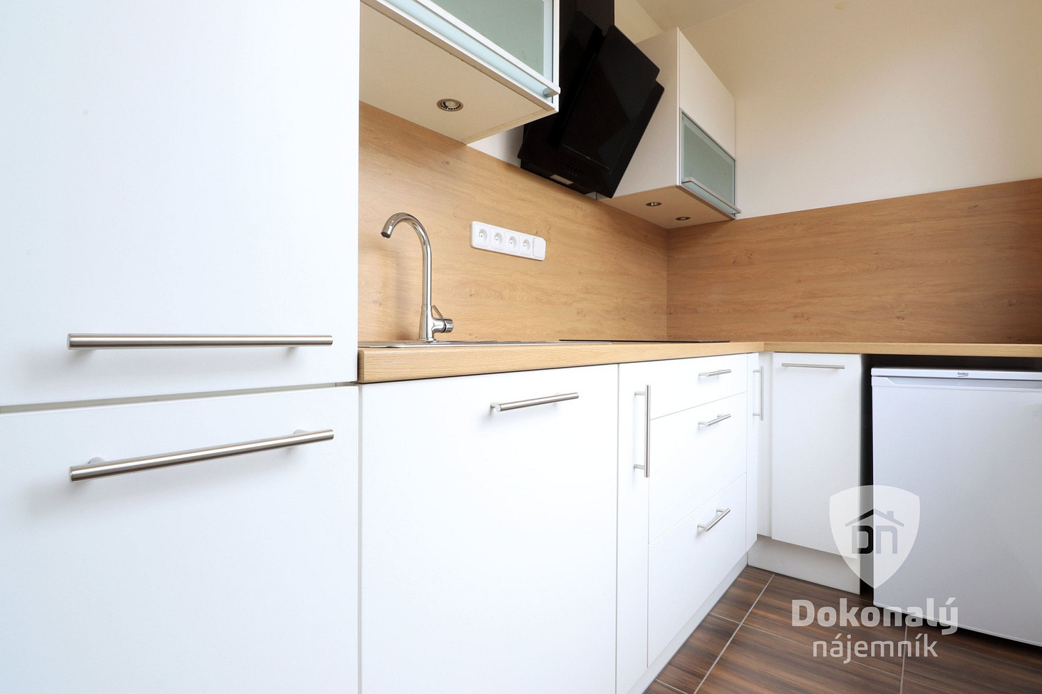 Pronájem bytu 1+kk 27 m²