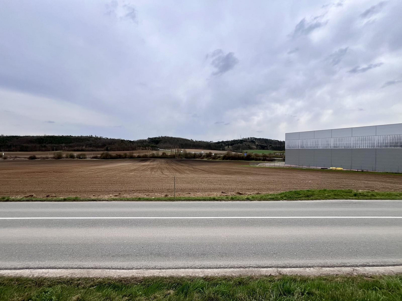 Prodej komerčního pozemku 4 406 m² — photo 3