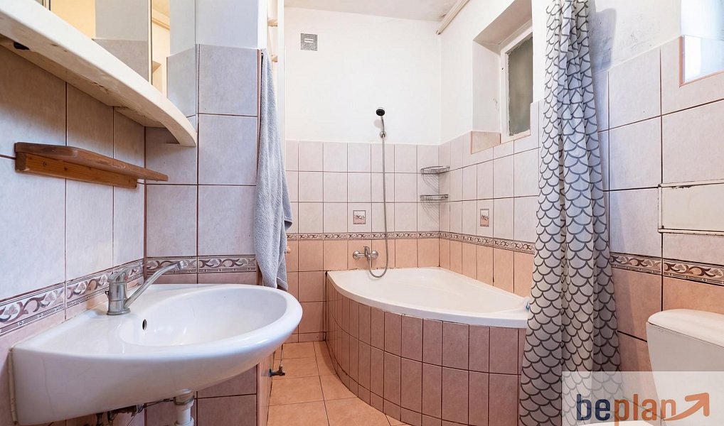 Prodej domu 342 m² s pozemkem 289 m², Děčín – náhled fotky 37