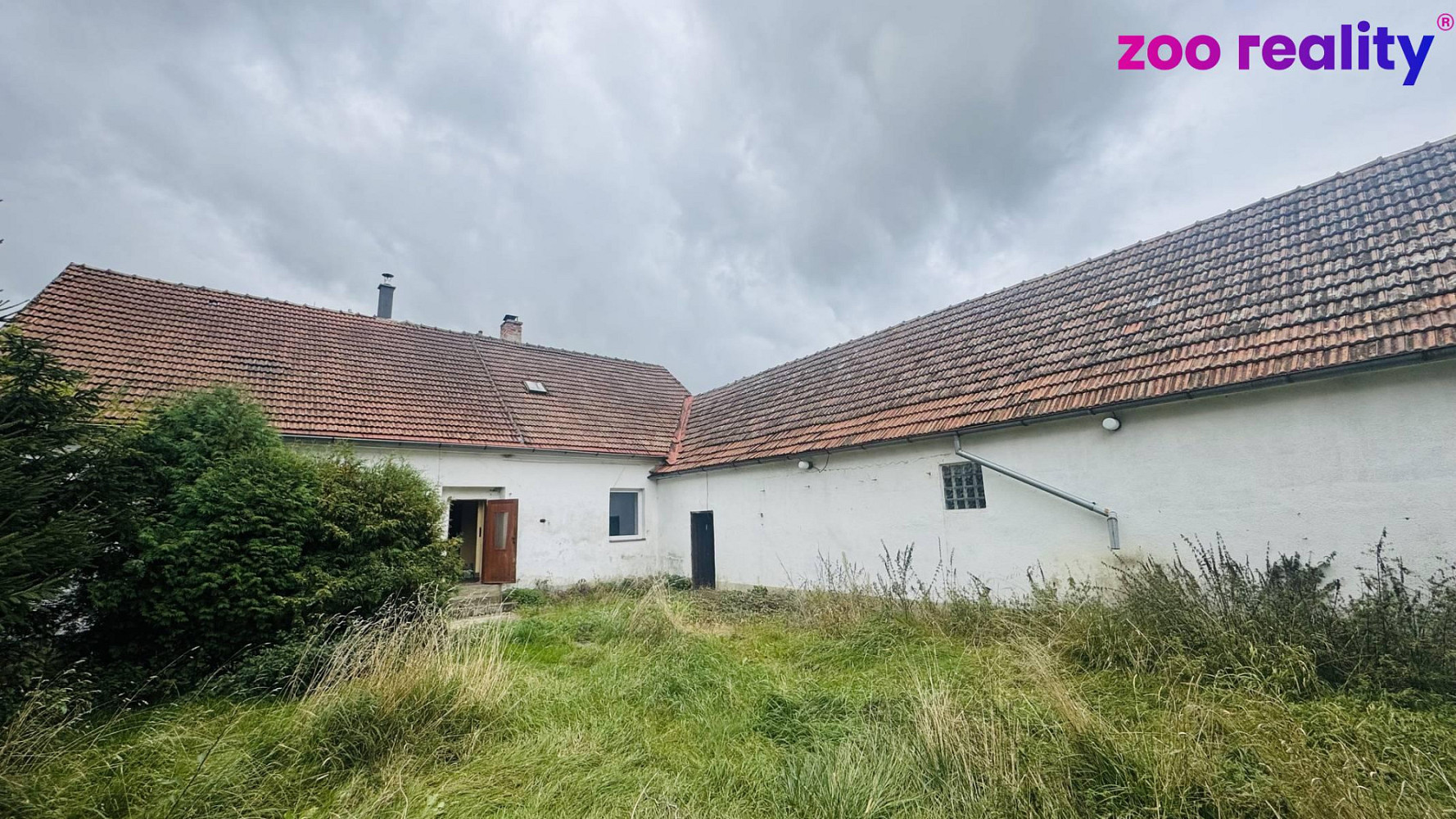 Prodej domu 306 m² s pozemkem 1 596 m² – fotografie 2