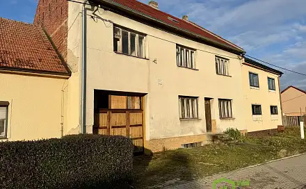 Prodej domu 205 m² s pozemkem 1 300 m², Bánov, okres Uherské Hradiště