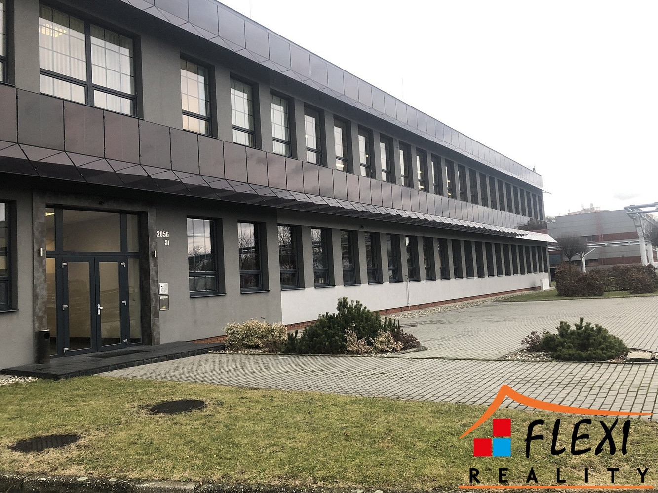 Pronájem skladovacích prostor 500 m² — photo 2