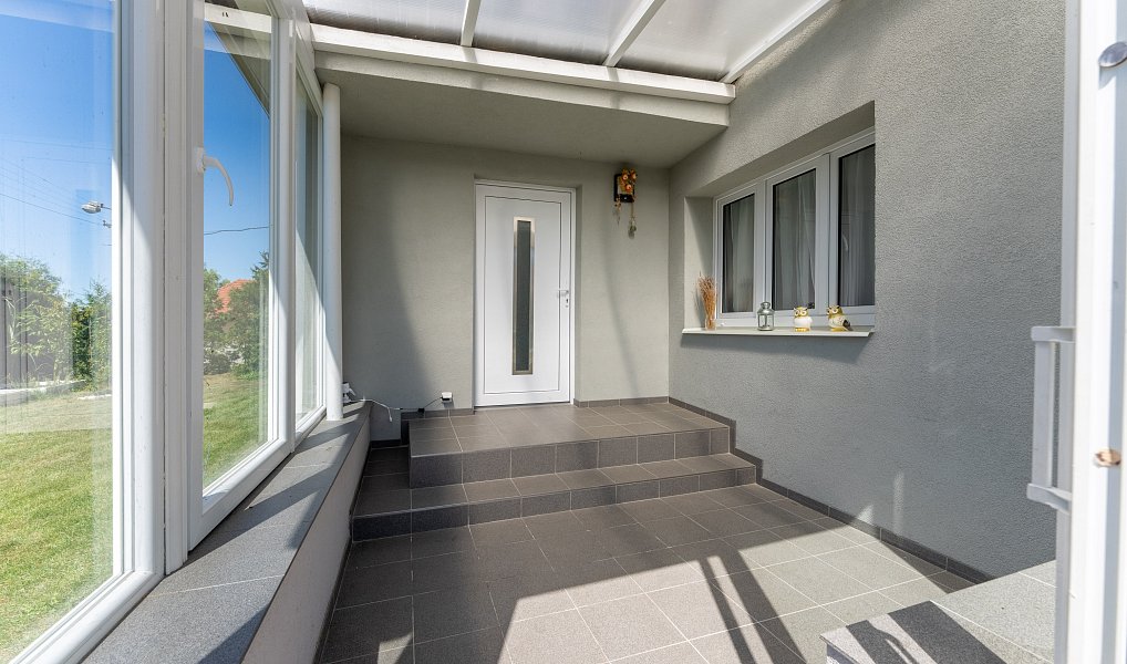 Prodej domu 162 m² s pozemkem 735 m², Horní Kruty – náhled fotky 30