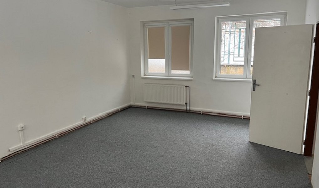 Pronájem kanceláře 70 m², Dobříš – náhled fotky 2
