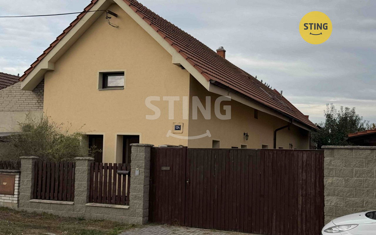 Pronájem domu 170 m² s pozemkem 307 m²