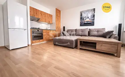 Pronájem bytu 1+kk 37 m²