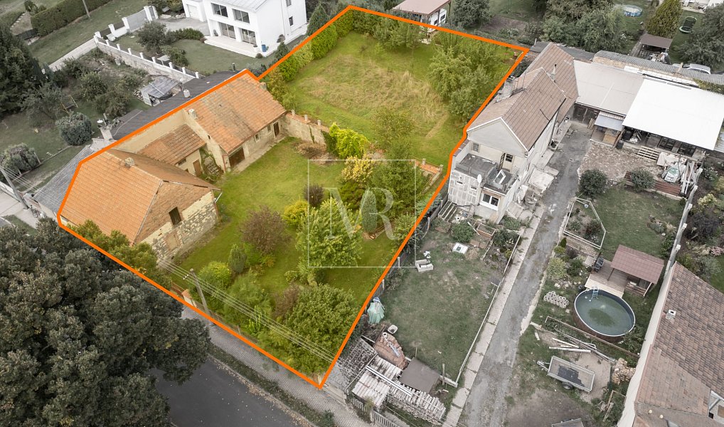 Prodej domu 105 m² s pozemkem 1 492 m², Klobuky – fotka 1 z 17