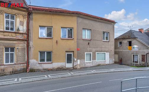 Prodej domu 549 m² s pozemkem 339 m², Dr. A. Hejny, Úpice, okres Trutnov