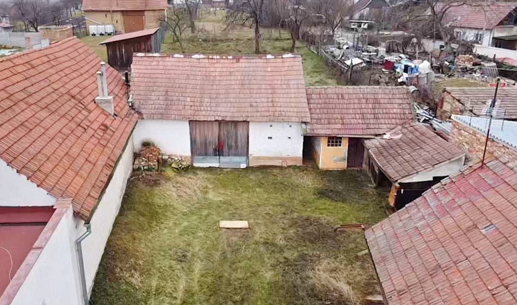 Prodej stavebního pozemku 1 114 m², Moravany – náhled fotky 10