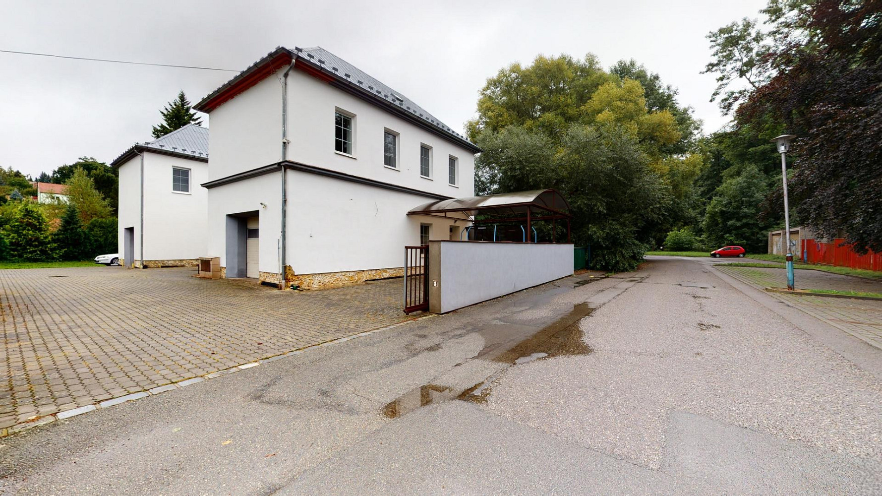 Prodej domu 400 m² s pozemkem 1 556 m²