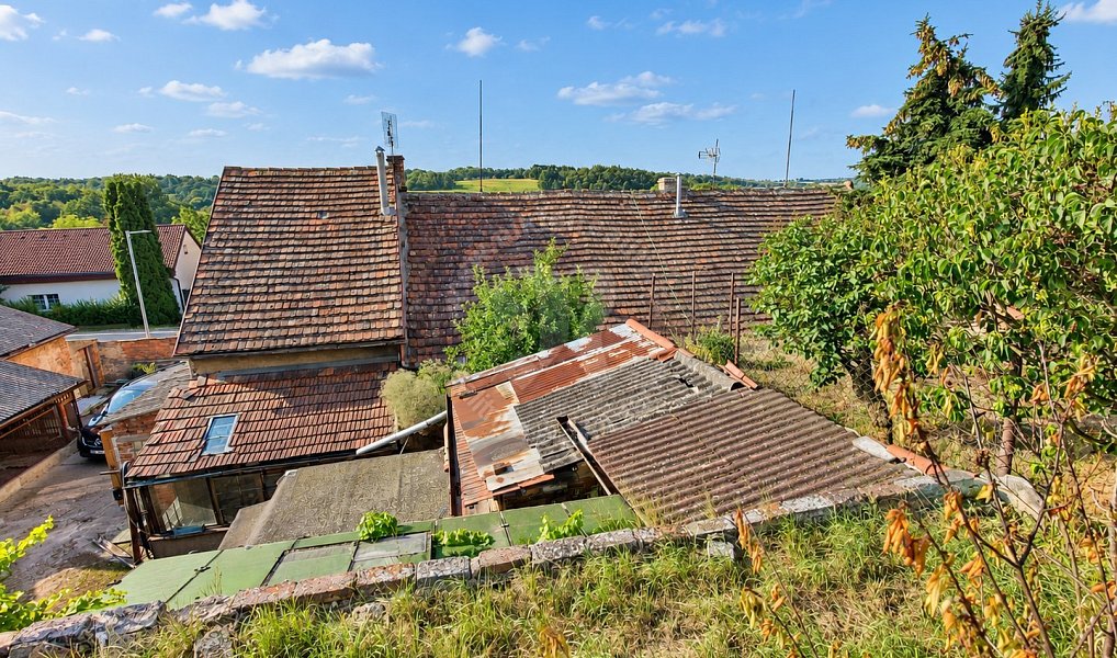 Prodej domu 327 m² s pozemkem 1 179 m², Žižice – náhled fotky 34