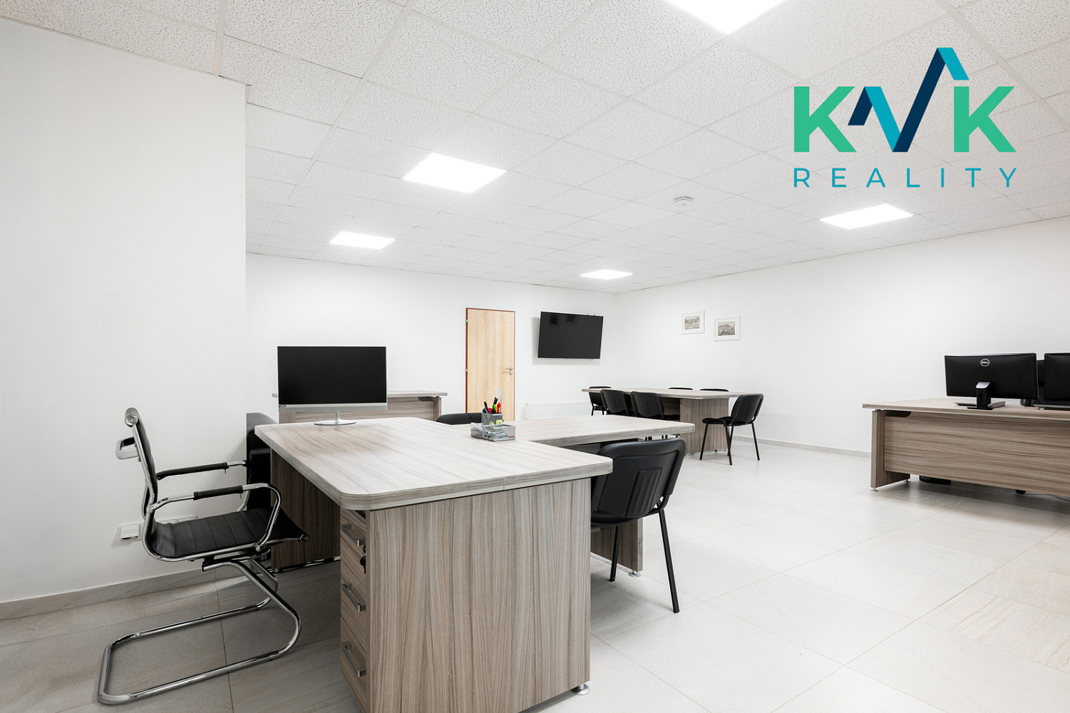Prodej kanceláře 92 m² — photo 4