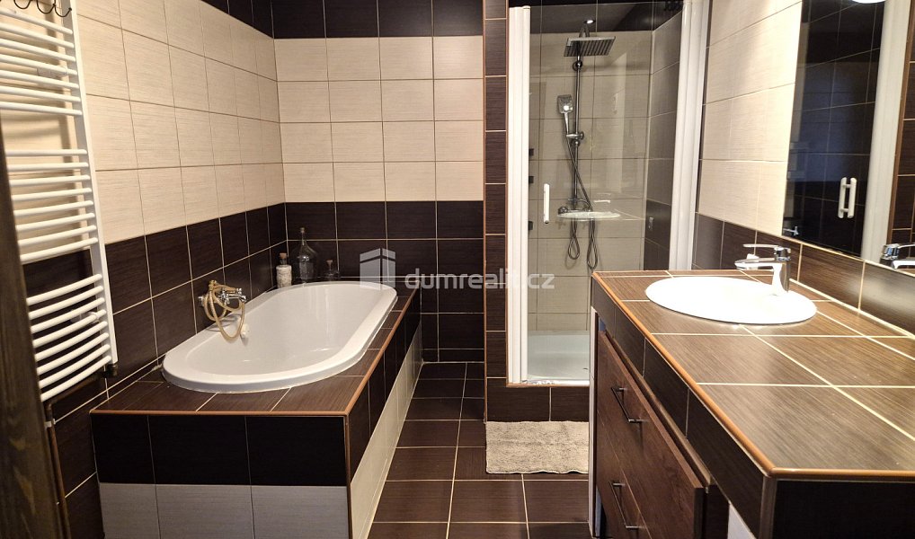 Prodej domu 99 m² s pozemkem 233 m², Vimperk – náhled fotky 25