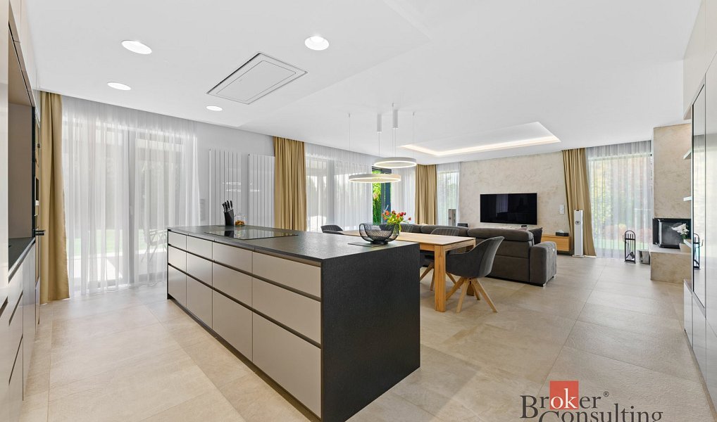 Pronájem domu 162 m² s pozemkem 916 m², Průhonice – náhled fotky 7