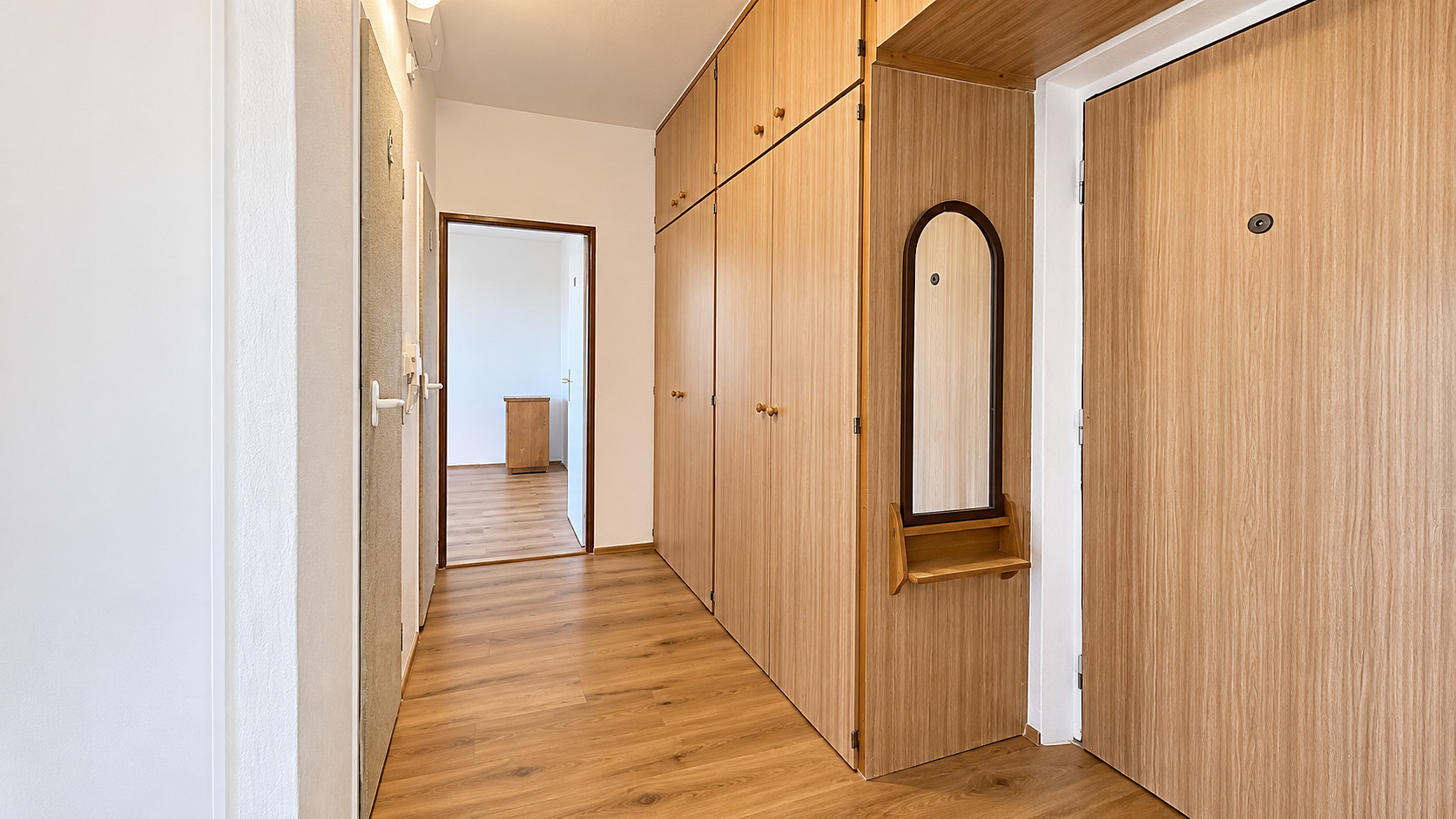 Pronájem bytu 2+1 53 m² – fotografie 4