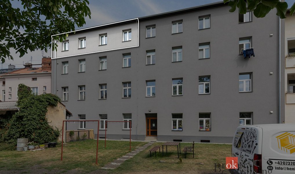 Prodej bytu 4+kk 100 m², Opava – náhled fotky 26