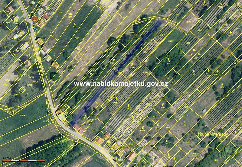 Prodej pozemku 615 m²