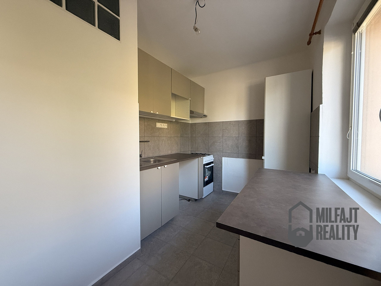 Pronájem bytu 2+kk 49 m² — photo 4