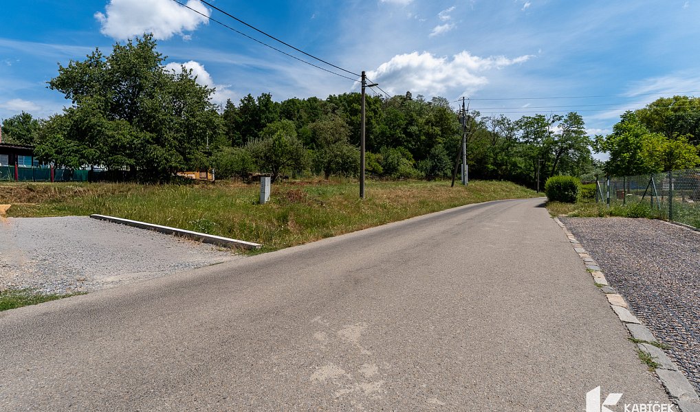 Prodej stavebního pozemku 842 m², Kuřim – náhled fotky 9