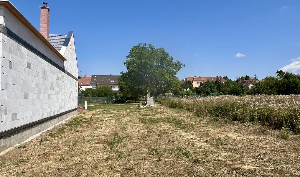 Prodej stavebního pozemku 893 m², Kostelec – náhled fotky 6