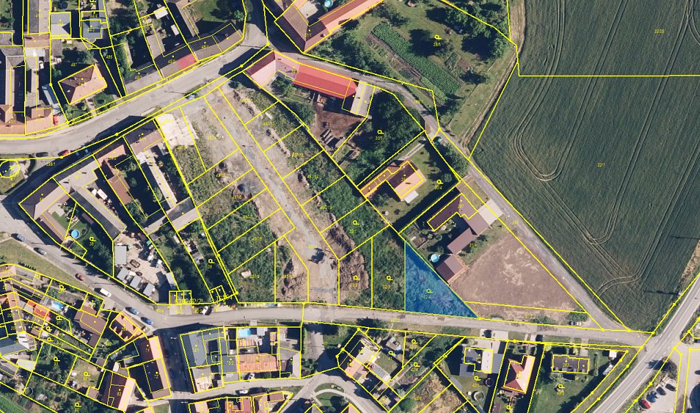 Prodej stavebního pozemku 547 m², Kožušany-Tážaly – náhled fotky 2
