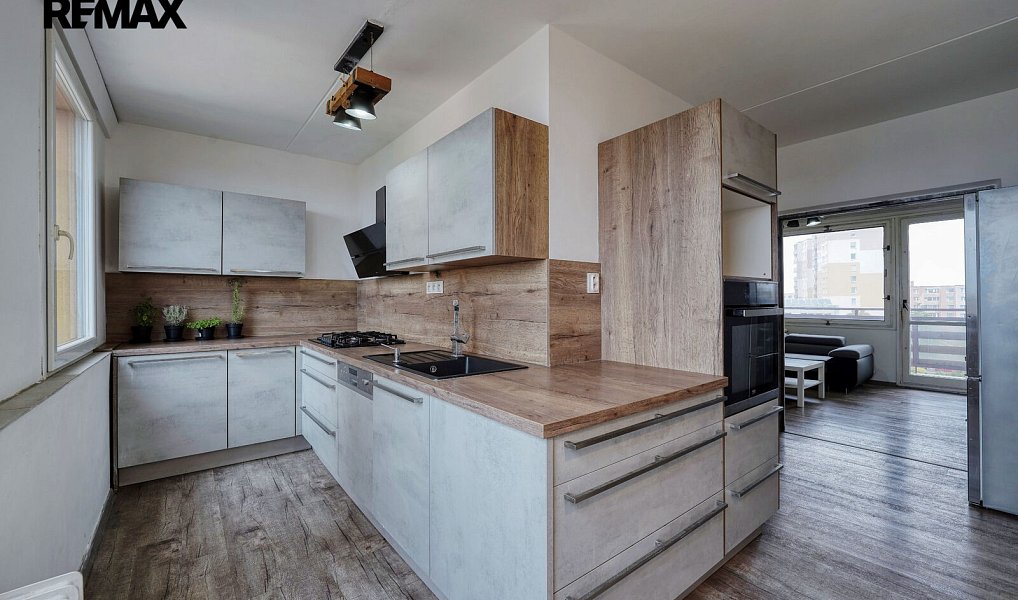 Prodej bytu 4+1 79 m², Plzeň – náhled fotky 3