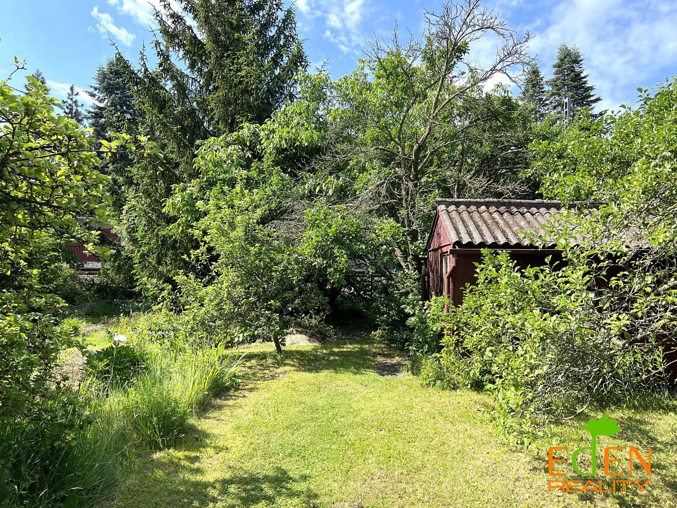 Prodej zahrady 897 m²