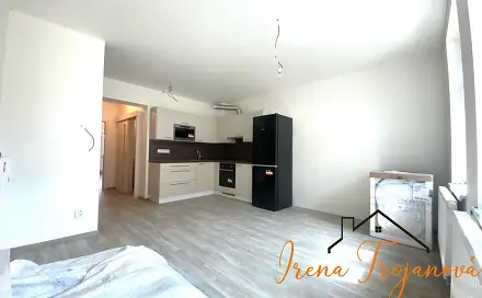 Pronájem bytu 2+kk 47 m², Černoleská, Benešov
