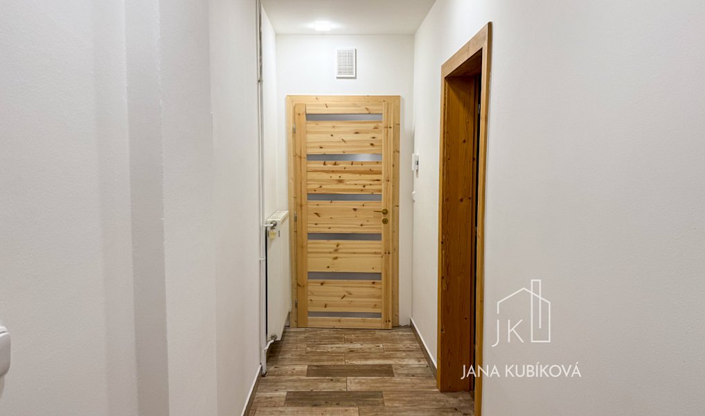 Prodej domu 336 m² s pozemkem 1 199 m², Kyjov – náhled fotky 17