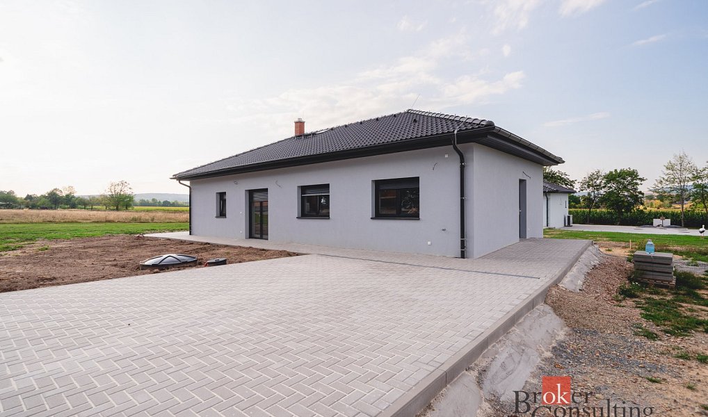 Prodej domu 137 m² s pozemkem 937 m², Kamenný Újezd – náhled fotky 8