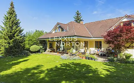 Pronájem domu 340 m² s pozemkem 1 200 m², Malý dvůr, Praha 6 - Nebušice