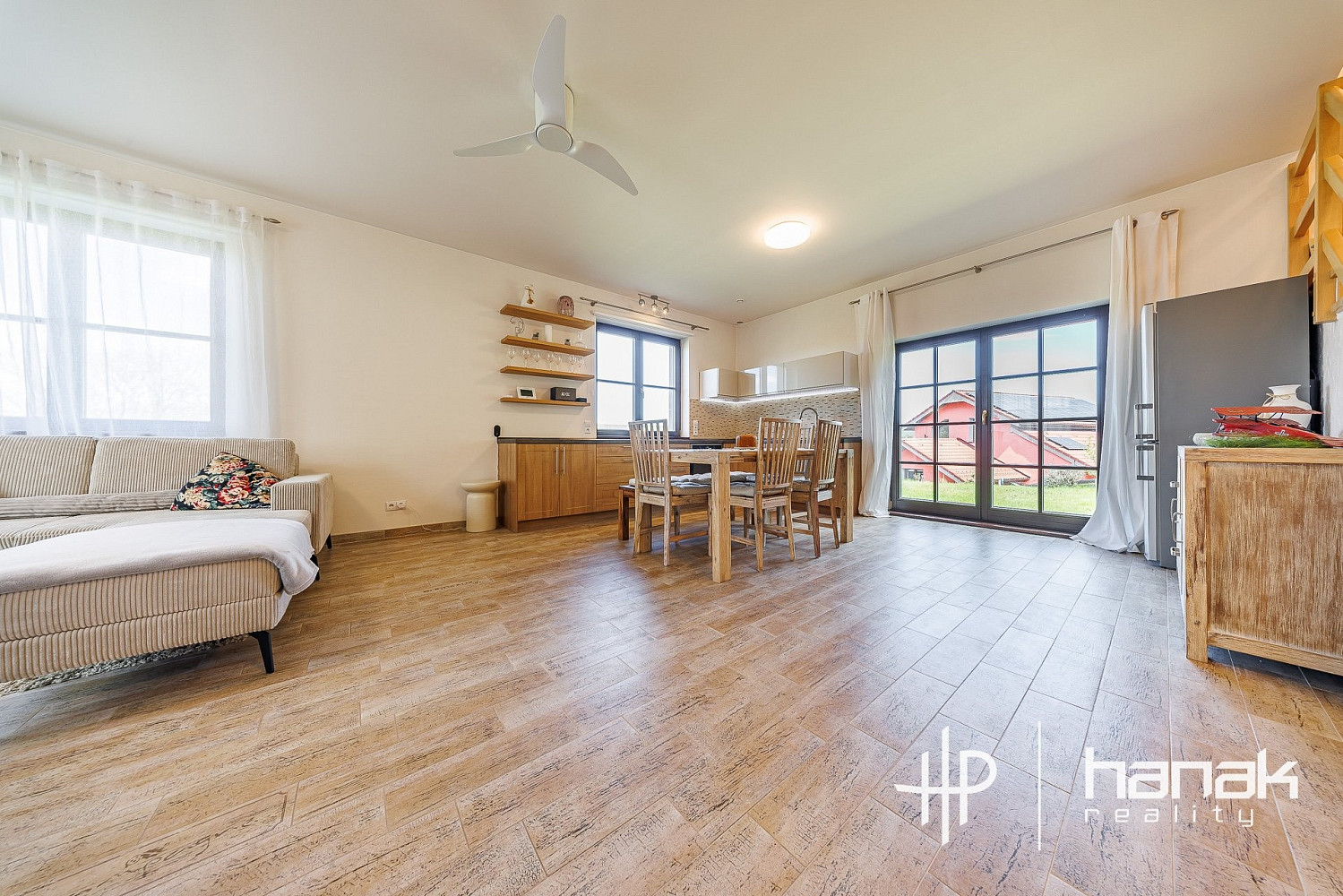 Prodej domu 170 m² s pozemkem 1 384 m² – fotografie 5