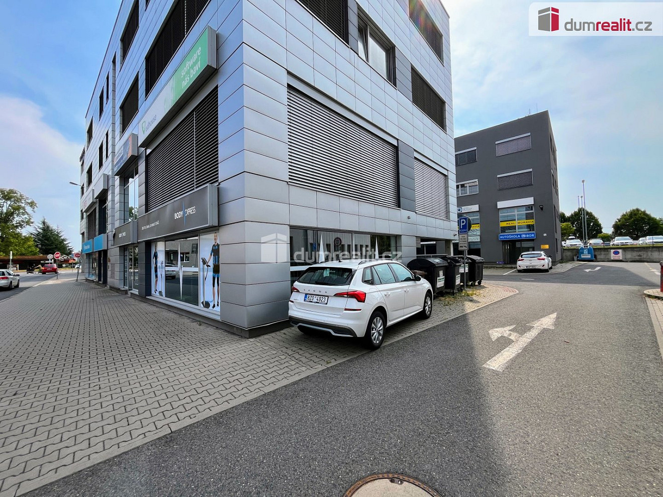 Pronájem obchodních prostor 78 m² – fotografie 3