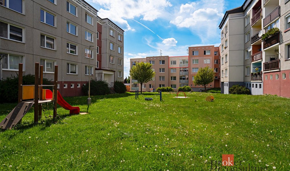 Prodej bytu 4+1 96 m², Planá – náhled fotky 27