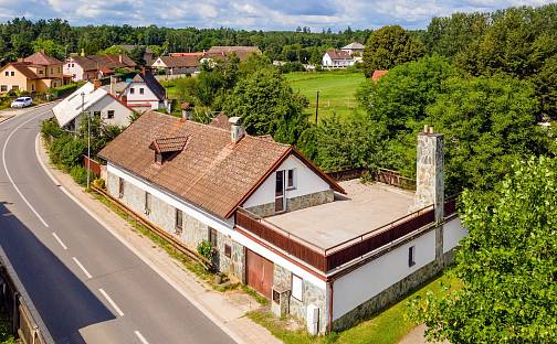 Prodej domu 206 m² s pozemkem 1 132 m², Třebechovice pod Orebem - Krňovice, okres Hradec Králové