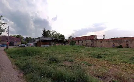 Prodej stavebního pozemku 2 200 m², Panenské Břežany, okres Praha-východ