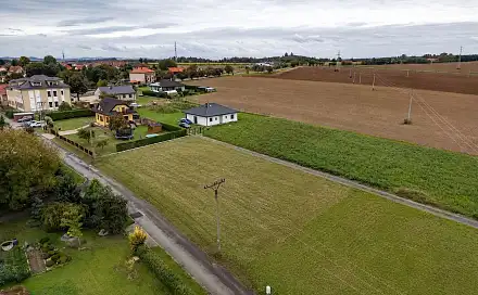 Prodej stavebního pozemku 800 m², Zbizuby, okres Kutná Hora
