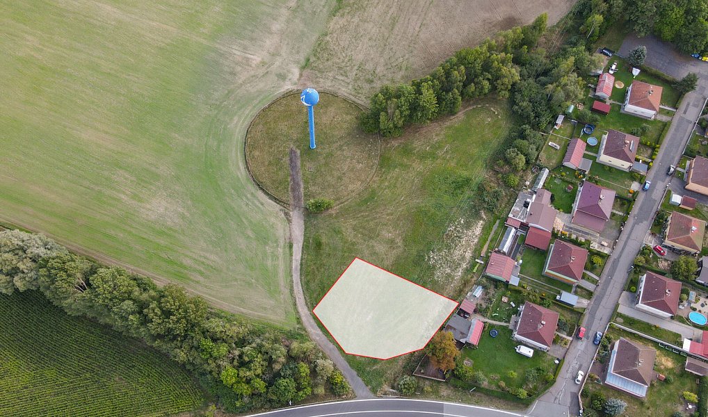 Prodej stavebního pozemku 1 301 m², Trstěnice – náhled fotky 6