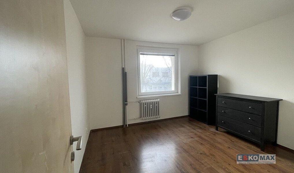 Pronájem bytu 4+1 74 m², Břeclav – náhled fotky 6