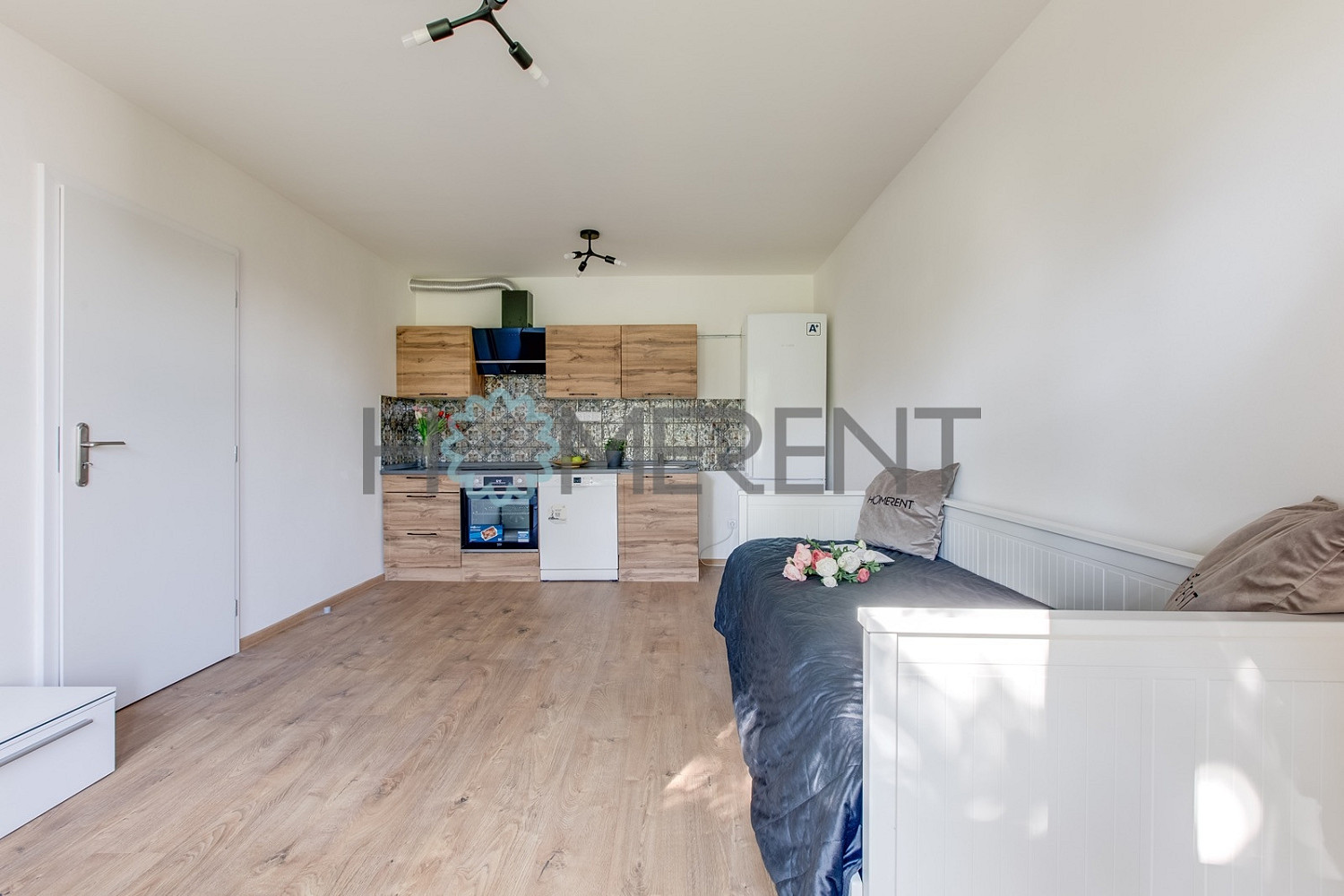 Pronájem bytu 1+kk 38 m² — photo 4