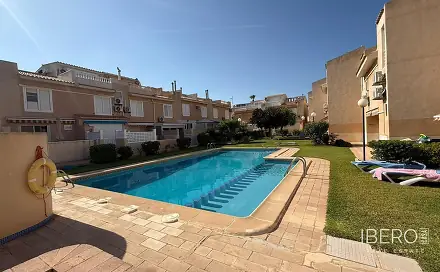 Prodej domu 267 m² s pozemkem 267 m², Torrevieja, Španělsko