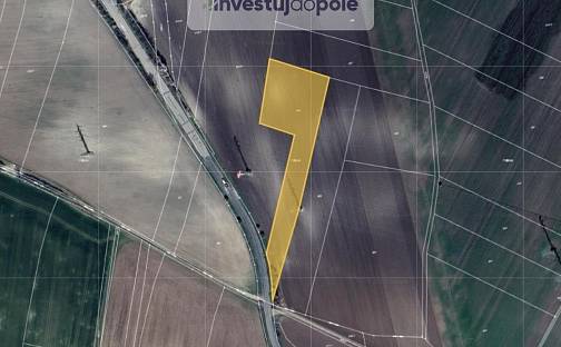 Prodej pole 1 581 m², Mochov, okres Praha-východ