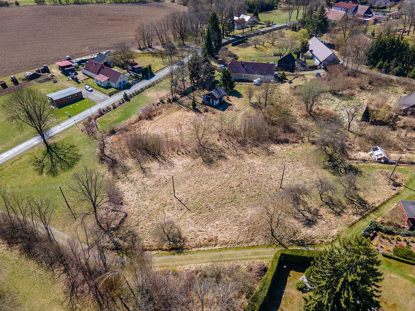 Prodej stavebního pozemku 2 069 m² – fotografie 4